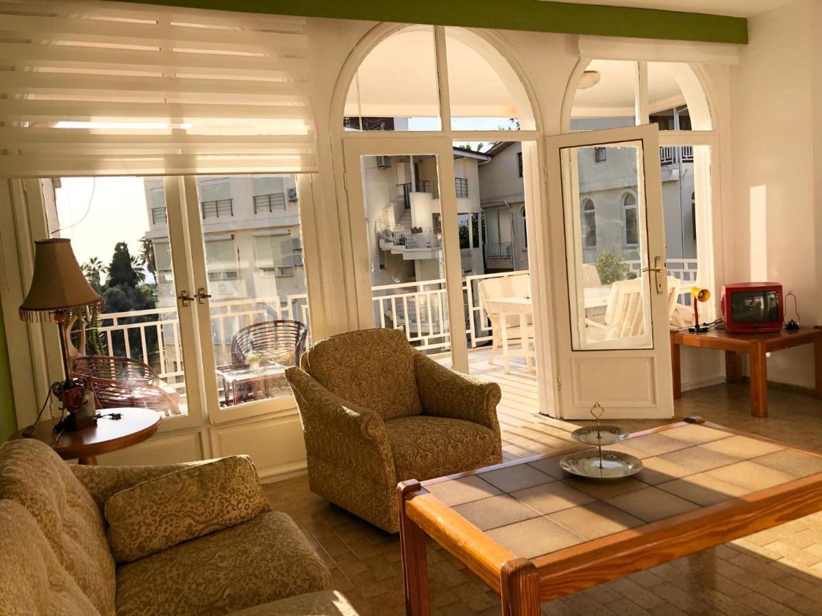 Seaside M And B House Apartament